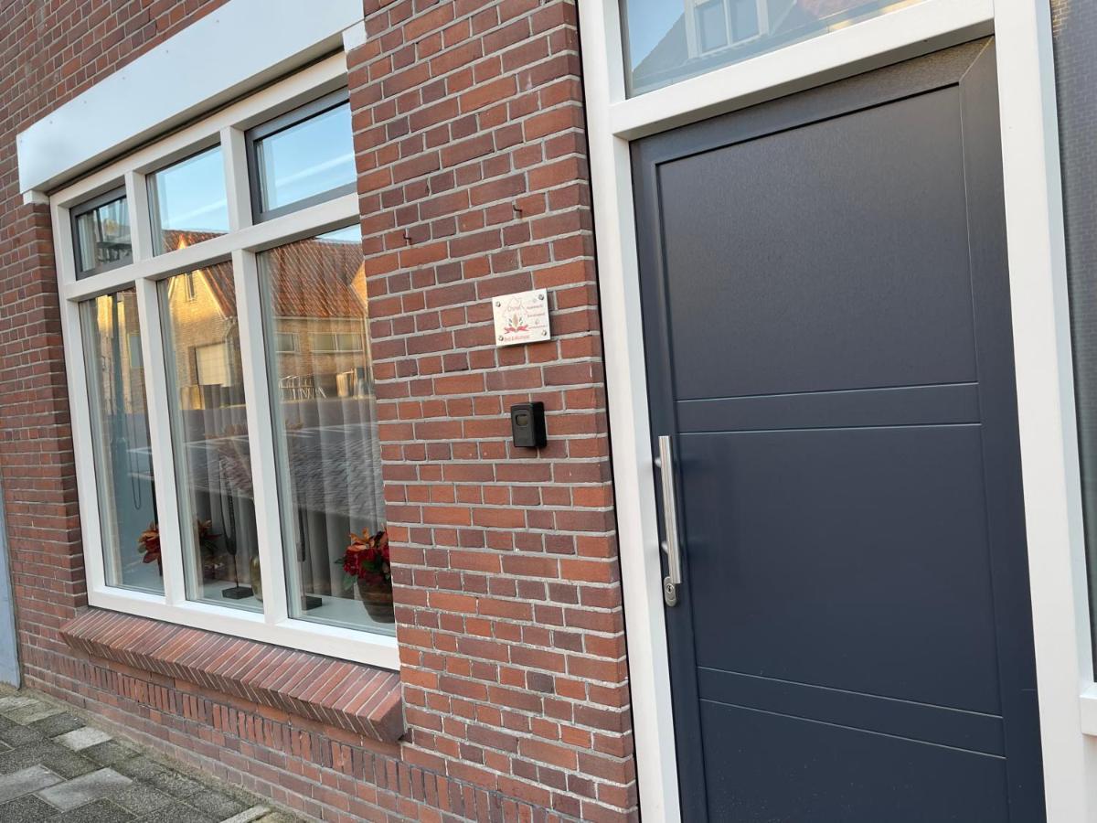 Bed & Wellness Chinel Luxe Vakantiehuis Met Sauna'S En Bubbelbad Apartment Sint Annaland Exterior photo